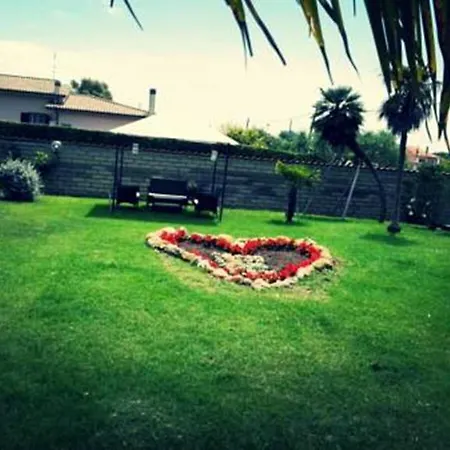 Elegance Bed & Breakfast 3*