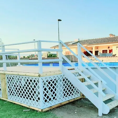 Elegance Bed & Breakfast 3*