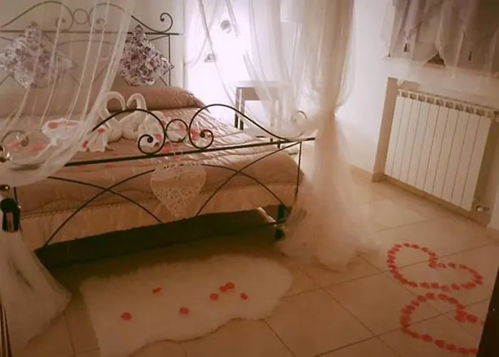 Elegance Bed & Breakfast 3*