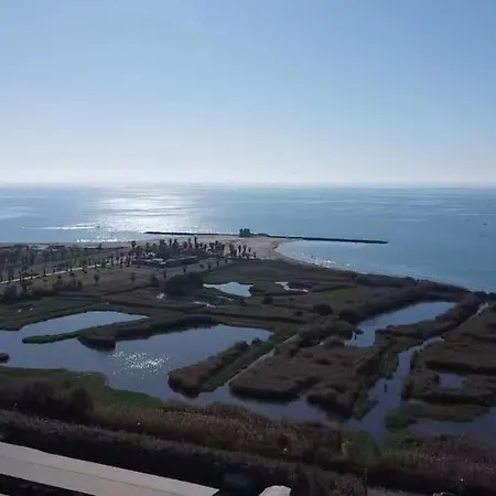 Elegance Bed and Breakfast 3*